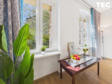 Na sprzedaż jasna kawalerka 35 m² z ogrodem w Gliwicach mieszkanie Gliwice, Rybnicka