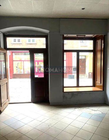 Lokal 30 m2 w centrum Jawora, witryna, idealne na sklep lub biuro polecam lokal użytkowy Jawor
