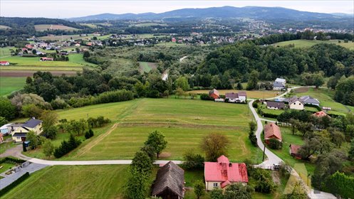 Działka budowlana 10 ar z mediami, spokojna okolica działka Grybów