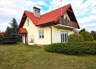 Przestronny dom z warsztatem i ogrodem w Płozy dom Płozy