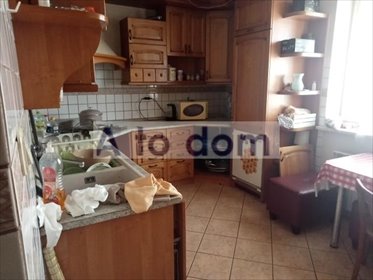 Sprzedam dom z lokalami usługowymi w centrum Wołomina dom Wołomin