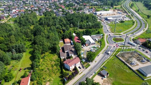 Zapraszam do obejrzenia domu z działką 8403 m² z funkcjami mieszkalnymi, usługowymi i magazynowymi dom Częstochowa, Dźbów, Dźbowska