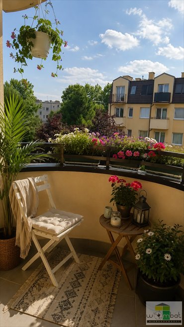 3-pokojowe mieszkanie z balkonem i garażem na Wojszycach. mieszkanie Wrocław