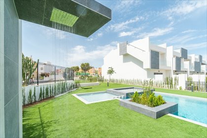 Do sprzedania nowoczesne 82 m² mieszkanie z tarasem w Torrevieja dom Torrevieja, Costa Blanca
