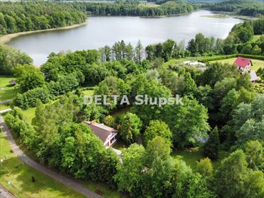 Dom nad jeziorem w Mikorowie - prywatny park i pełne wyposażenie dom Mikorowo