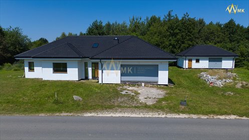 Do sprzedania nowoczesny dom 190 m² z garażem w Bielczy dom Bielcza