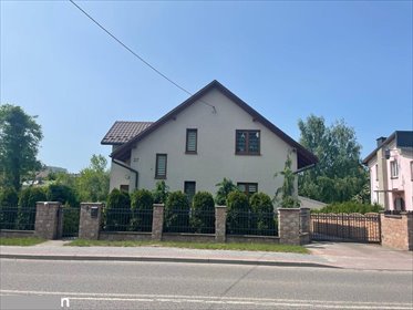 Dom 115 m² z tarasem, garażem i dużą działką dom Jędrzejów