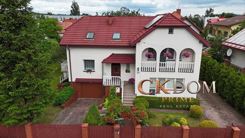 Przestronny dom 291 m² z kolektorami słonecznymi dom Kielce, Barwinek