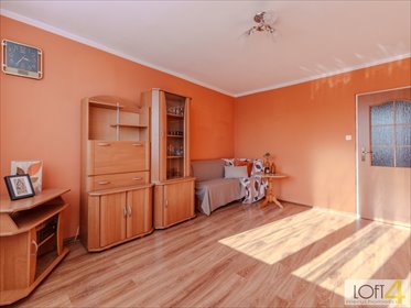 Do sprzedania przestronne 3-pokojowe mieszkanie z loggią i dużą piwnicą mieszkanie Nowy Sącz, Naściszowska