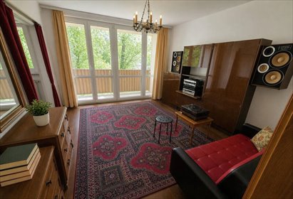 Przestronne 4-pokojowe mieszkanie z balkonem i dwoma piwnicami mieszkanie Warszawa, Wola, al. Prymasa Tysiąclecia