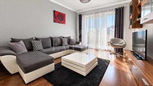 Do sprzedania przestronne 61 m² mieszkanie z 2 balkonami w Markach mieszkanie Marki, Duża