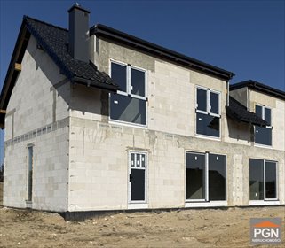 Polecam dom bliźniaczy 120 m² z garażem w Trzebiatowie dom Trzebiatów okolica