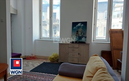 Sprzedam przestronne 4-pokojowe mieszkanie z balkonem i piwnicą mieszkanie Częstochowa, Śródmieście, NMP