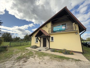 Przestronny dom z dużą działką i nowoczesnym ogrzewaniem dom Miłkowo