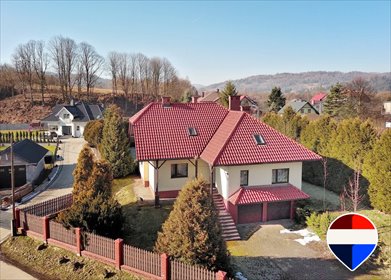 Inwestycja turystyczna w Beskidach – dom 293 m² lokal użytkowy Rajcza