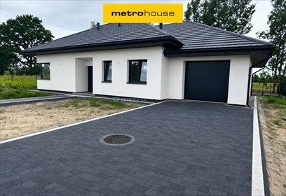 Do sprzedania dom z kominkiem i pompą ciepła 147 m² w Serocku dom Karolino
