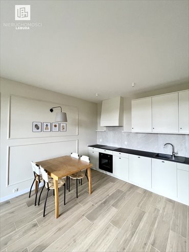 Na wynajem komfortowe 47 m² mieszkanie w odrestaurowanej kamienicy mieszkanie Kartuzy, 3 Maja