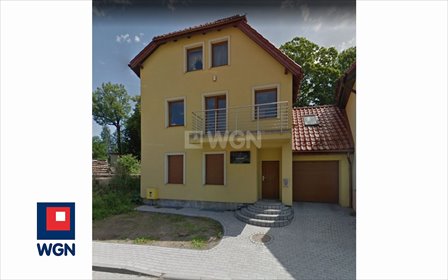 Przestronny dom z 3 niezależnymi apartamentami i garażem dom Bartoszyce, Warmińska