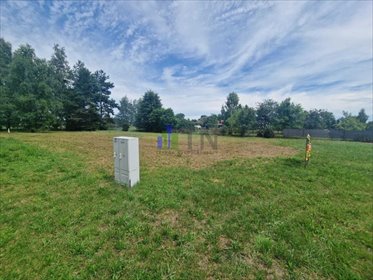 Działka 2050 m2 pod zabudowę z mediami i możliwością dokupienia działka Gajków