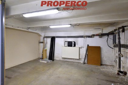 Na wynajem przestronny lokal 43 m² w podziemiu z dostępem do biur lokal użytkowy Kielce, Pakosz