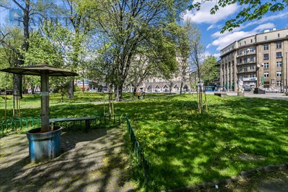 Na sprzedaż rustykalne 107 m² na ostatnim piętrze w Krowodrzy mieszkanie Kraków, Krowodrza, plac Inwalidów