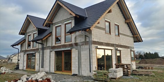 Zapraszam do domu 130 m² z ogrodem w Kłodawie - gotowy do wykończenia dom Kłodawa