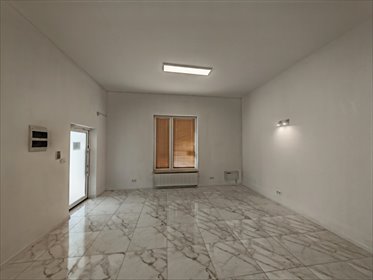 Lokal usługowy 37,5 m2 z dużą przestrzenią i parkingiem. lokal użytkowy Łomianki Dolne