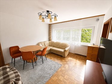 Dwupokojowe mieszkanie z balkonem i piwnicą, po remoncie mieszkanie Warszawa, Wola, Batalionu Pięść