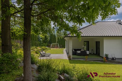 Dom z ogrodem na Błękitnym Stawie – cisza, natura, komfort dom Biedrusko, Osiedle Błękitny Staw