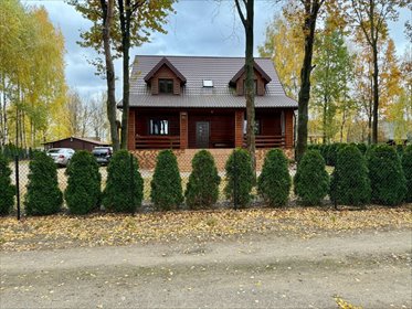 Do sprzedania przestronny dom 230 m² z podpiwniczeniem w Soboklęszczu dom Soboklęszcz