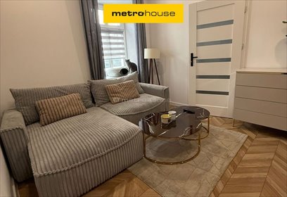 Słoneczne 43,5 m² w centrum, dwie komórki, niskie koszty mieszkanie Jelenia Góra
