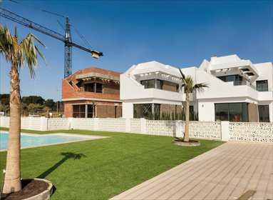 Do sprzedania luksusowe domy z basenem i garażem w Pilar de la Horadada dom Costa Blanca, Costa Blanca