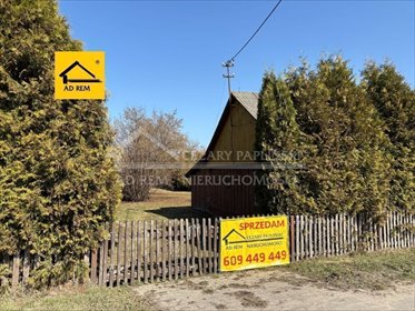 Sprzedam siedlisko z domem 80 m² i zabudowaniami w Siennicy Różanej lokal użytkowy Siennica Różana, Siennica Różana