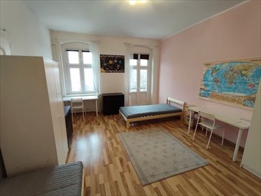 Wynajmę pokój 18 m² w centrum Katowic z umeblowaniem pokój Katowice, Centrum, Raciborska