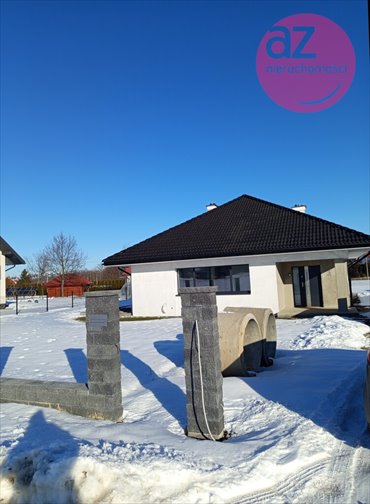 Nowoczesny dom 105 m² z dużą działką i garażem dom Wójtowa