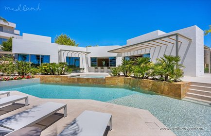 Luksusowa villa z basenem i panoramicznym tarasem dom Las Colinas Golf