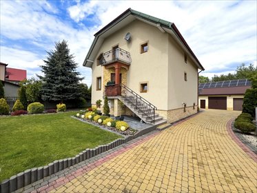 Zapraszam do domu 198 m² w Połańcu z odświeżonym wnętrzem dom Połaniec