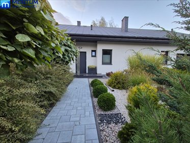 Polecam nowoczesny dom 117 m² z dużym ogrodem i poddaszem do własnej aranżacji dom Międzyborów
