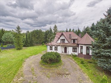 Dom z dużą działką i blisko natury - polecam dom Arciechów