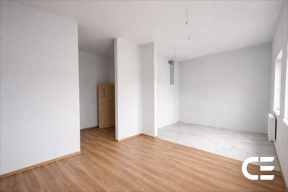 Nowoczesne mieszkanie z garażem i balkonem w Oleśnicy mieszkanie Oleśnica, Wspólna