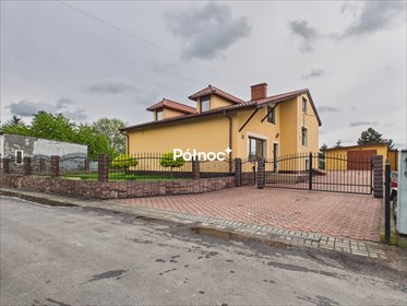Spokojny dom z ogrodem i garażem w Pruchnowie dom Pruchnowo