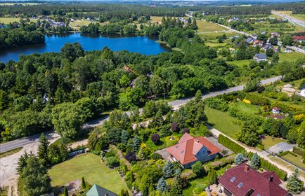 Dom gotowy do zamieszkania z dużym ogrodem w Kamieniu. dom Kamień