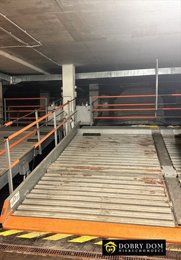 Podwójne miejsca parkingowe w centrum Białegostoku polecam garaż Białystok, Centrum