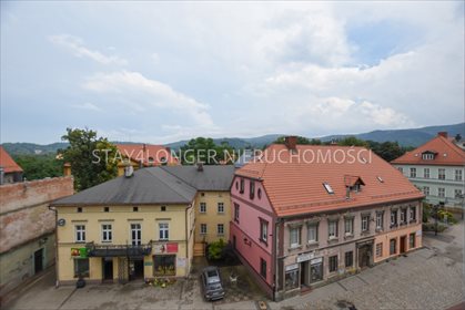 Polecam przestronne 62,9 m² mieszkanie w Kowarach z nową instalacją i możliwością ogrzewania gazowego mieszkanie Kowary