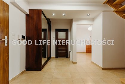 Sprzedam przestronne 5-pokojowe mieszkanie 100 m² z garażem mieszkanie Rzeszów, Leska