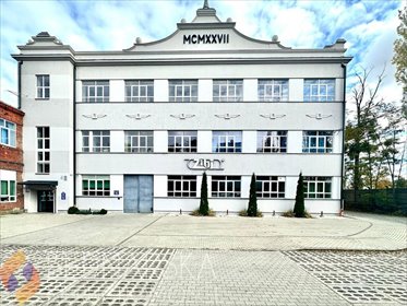 Polecam nowoczesne biuro 558 m² w zabytkowym budynku w Sochaczewie lokal użytkowy Sochaczew