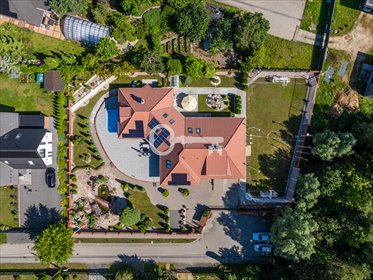 Przestronna rezydencja 415 m² z basenem i ogrodem dom Straszyn
