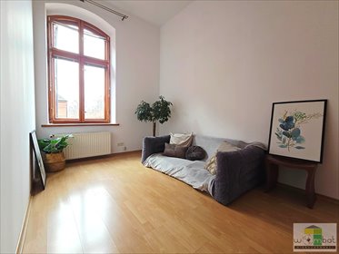 Klimatyczne 2-pokojowe mieszkanie w kamienicy, 47,3 m² mieszkanie Świdnica
