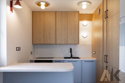 Nowoczesne 52 m² z windą, balkon i miejsce postojowe. mieszkanie Nowy Sącz, Nawojowska