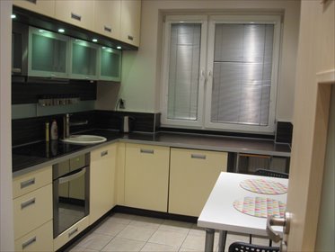 Przestronne 2-pokojowe mieszkanie z balkonem i garażem mieszkanie Ząbki, Powstańców